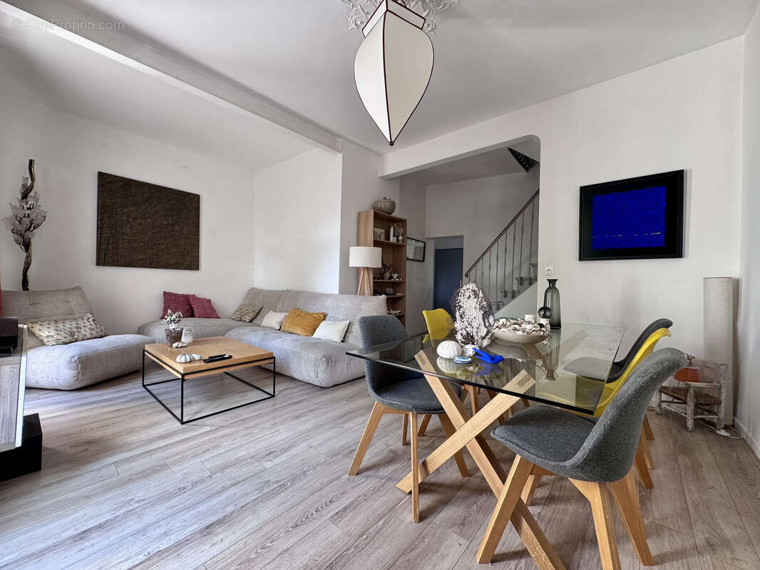 Appartement à L&#039;ISLE-SUR-LA-SORGUE