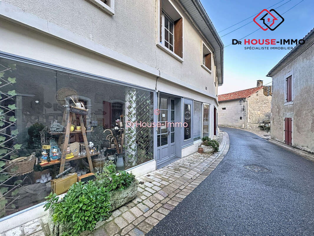 Appartement à AUBETERRE-SUR-DRONNE