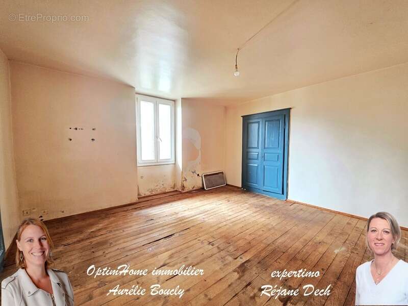Maison à MIRIBEL-LES-ECHELLES