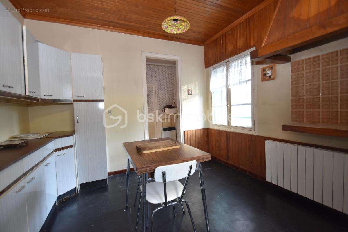 Maison à SAINT-ARNOULT-EN-YVELINES