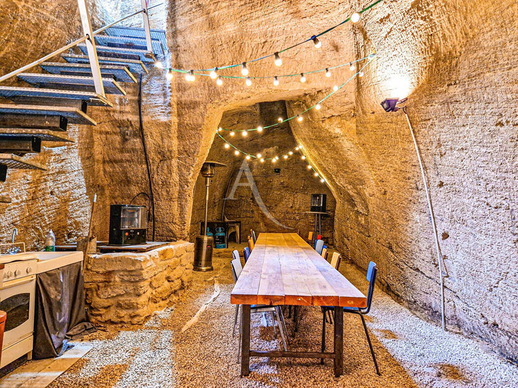 Maison à DOUE-LA-FONTAINE