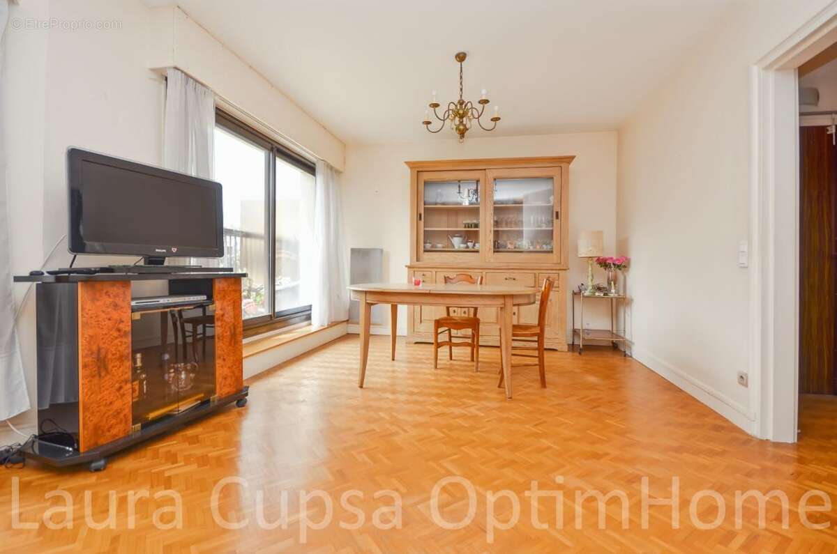 Bourg-la-reine -  5 min rer - 4/5 p -  94,08 m² - dernier etage - ascenseur - cave - double box - photo 7