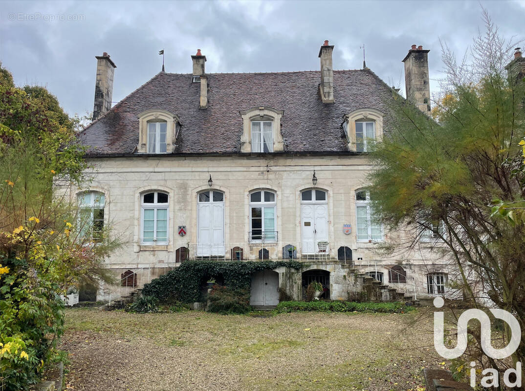 Photo 1 - Maison à TONNERRE