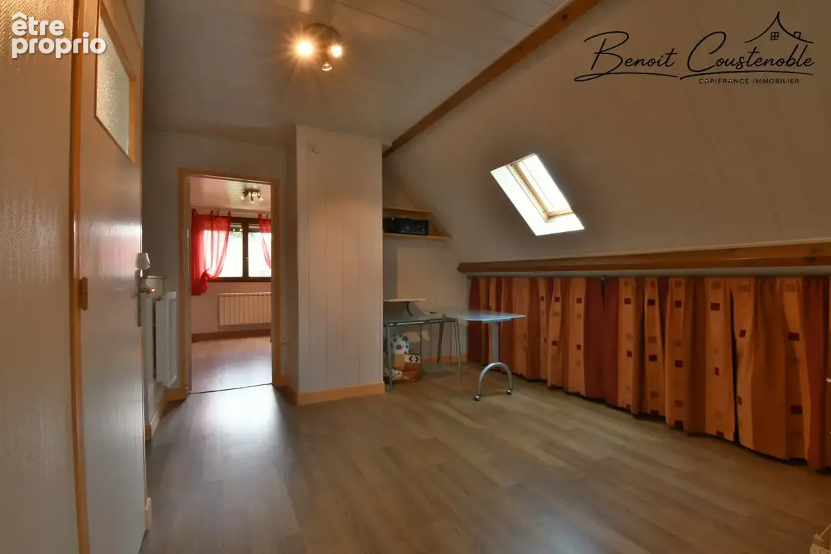 Venoy - Maison 103 m² - 4 chambres - Sous-sol total - Garage indépendant - Terrain 739 m² - photo 9