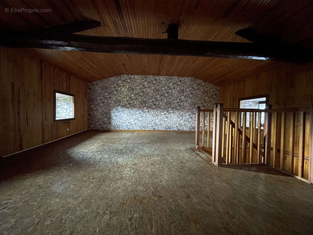 Photo 8 - Maison à AMPLEPUIS