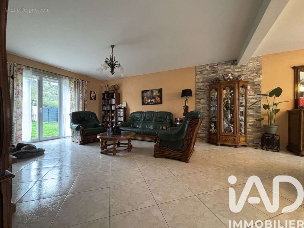 Photo 7 - Maison à GERMIGNY-SOUS-COULOMBS