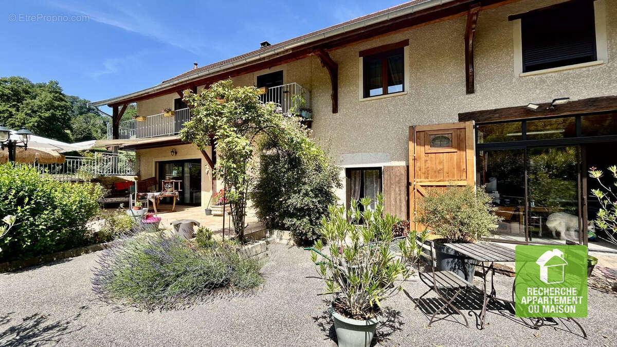 Magnifique maison 9 pièces 255m2 avec piscine - photo 3