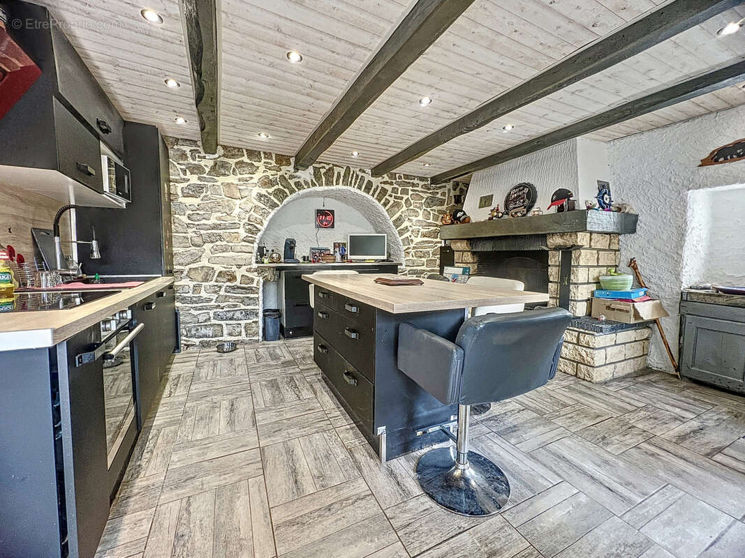 Maison à RIVIERE-SUR-TARN