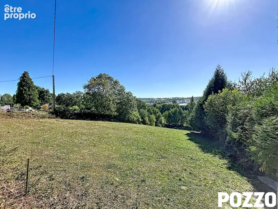 A vendre terrain de 6 705 m² a vire-normandie (14) - photo 2