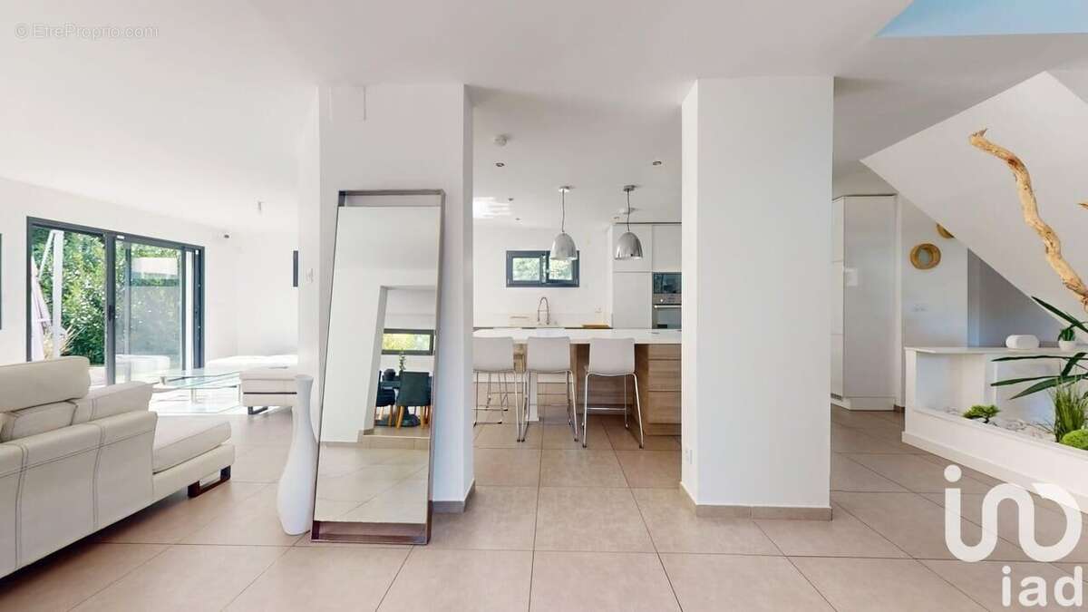 Photo 8 - Maison à ELANCOURT