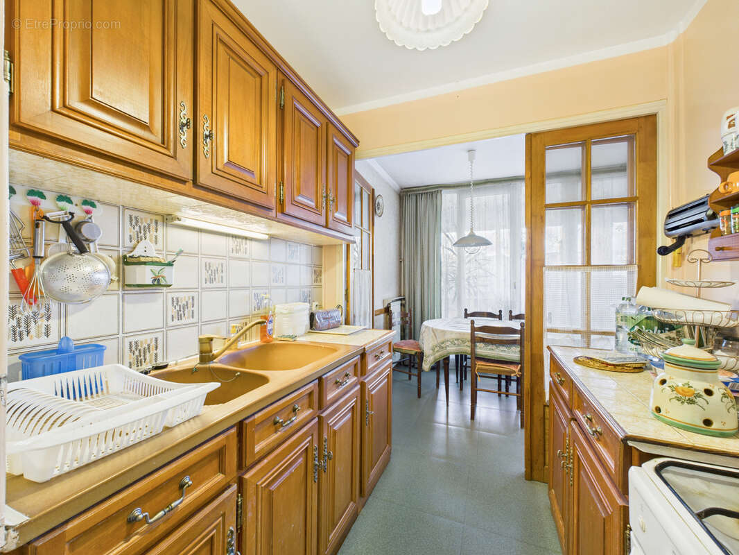 Appartement à SARTROUVILLE