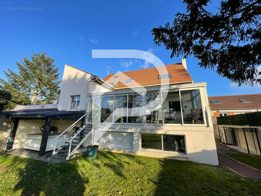 Maison à BOISSY-SAINT-LEGER