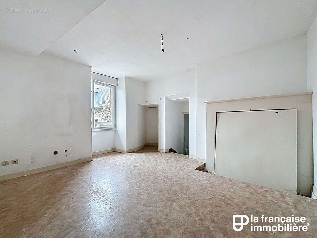 Appartement à MONTAUBAN-DE-BRETAGNE