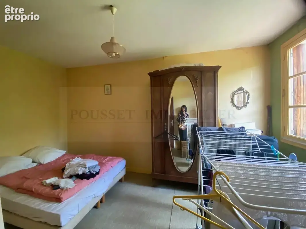 Joie propriété en pierre, comprenant une maison d’habitation, un appartement indépendant, une grande grange en pierre et dépenda - photo 8