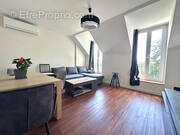 Appartement à FAY-LES-NEMOURS