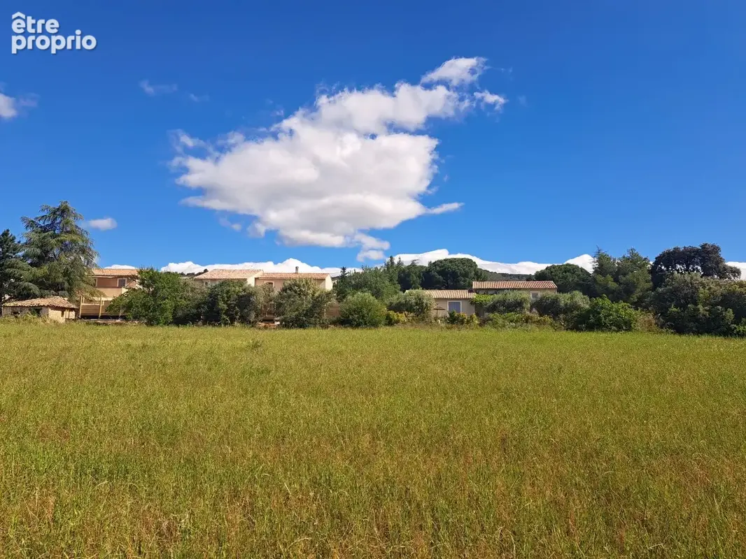 Terrain à bâtir de 391 m² à SAINT-SATURNIN-LES-APT (84) - photo 2