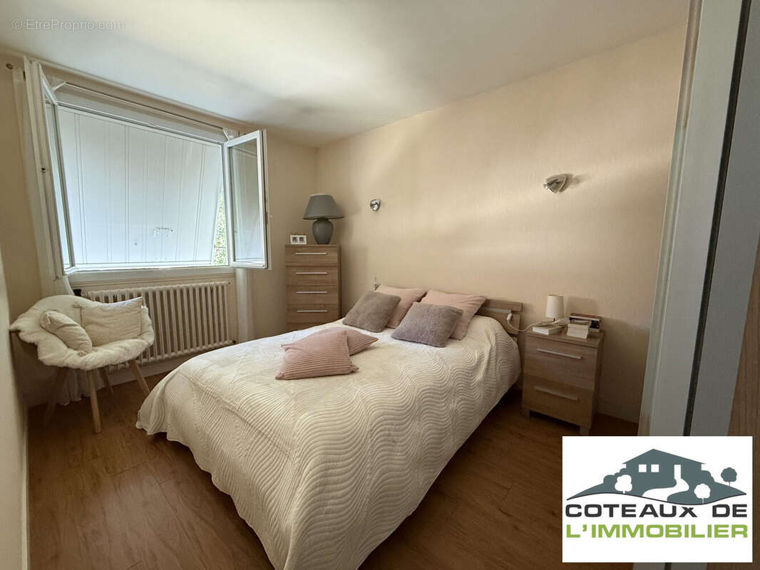 Maison à SAINT-YRIEIX-SUR-CHARENTE