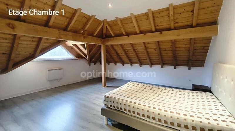 Maison à LE THILLOT