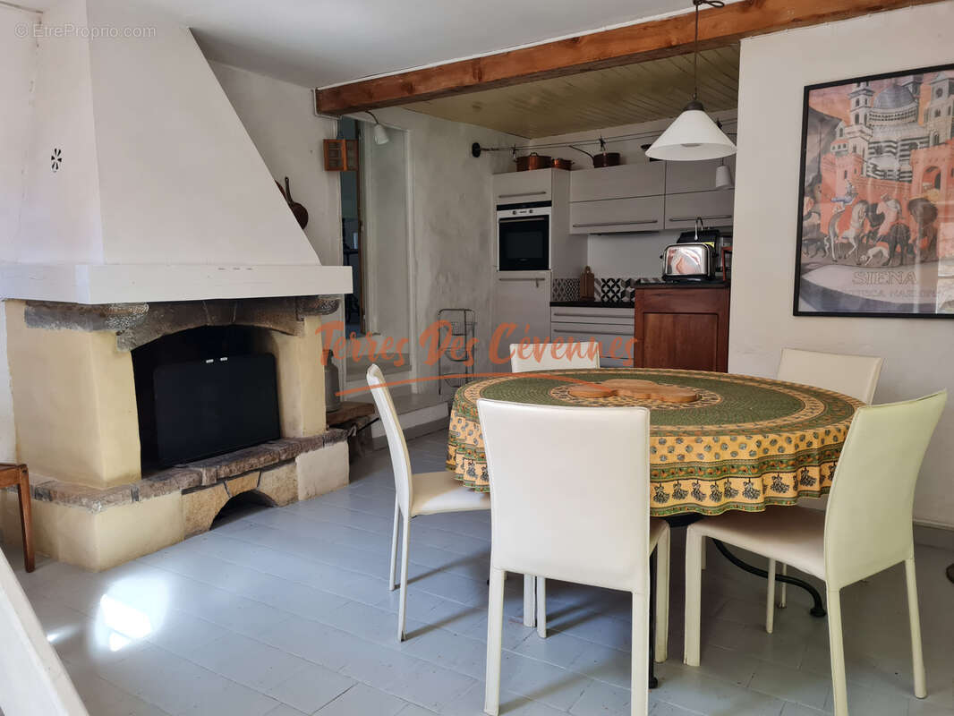Maison de village avec terrasse - photo 3
