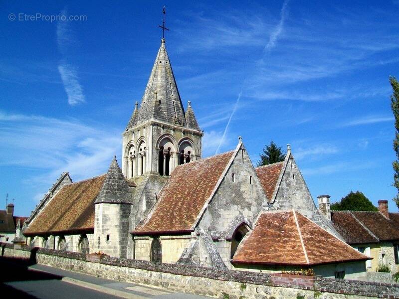 Terrain à SAINTINES