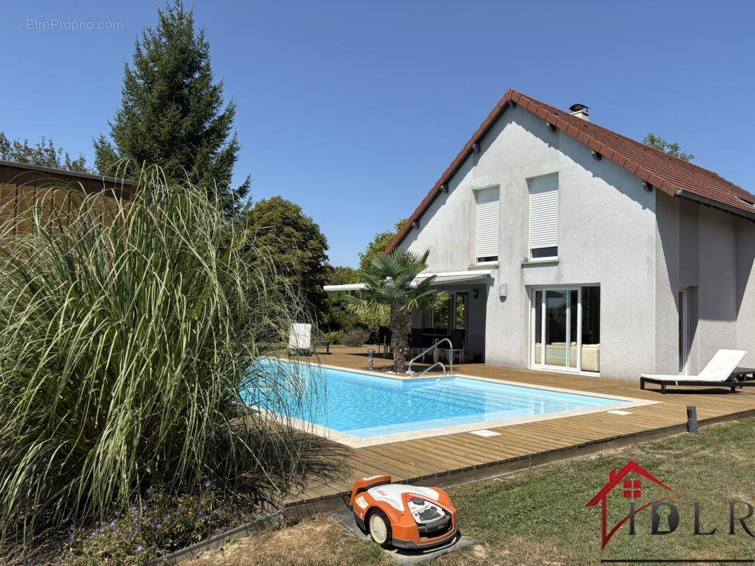 Maison à FONTAINEBRUX