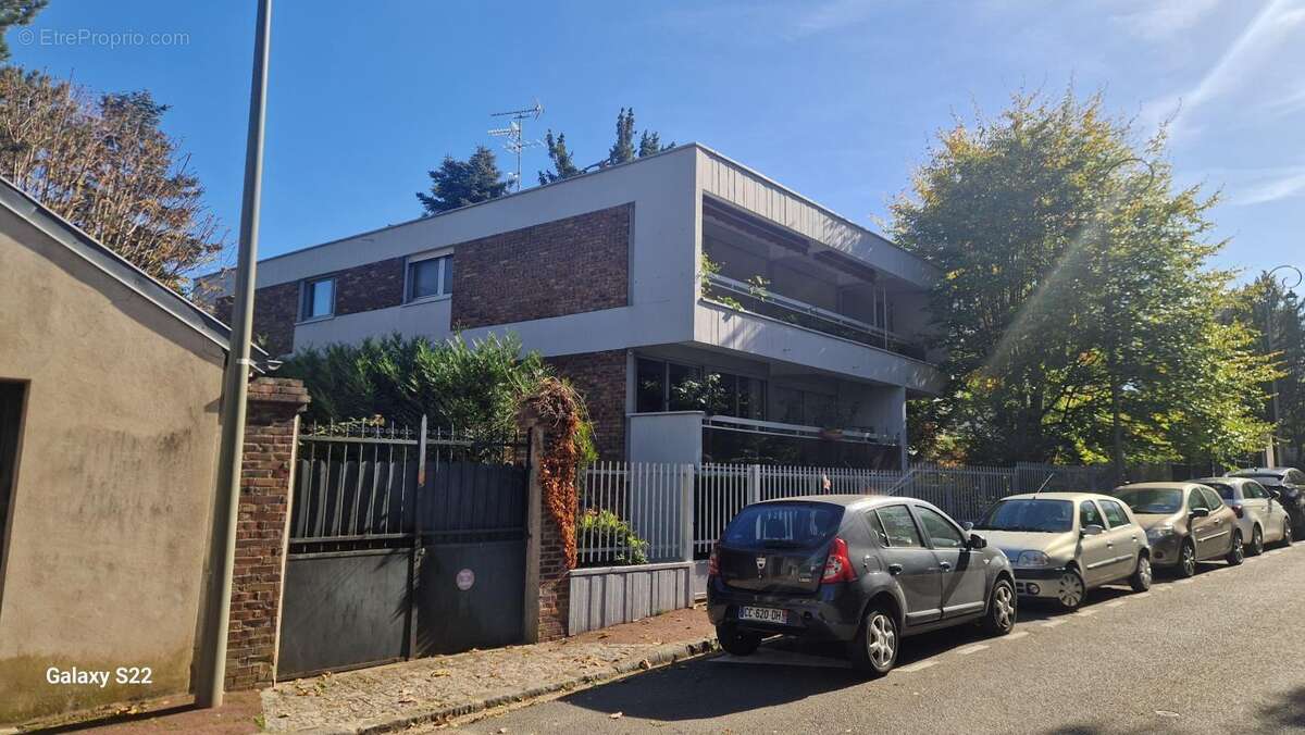 Appartement à SEVRES