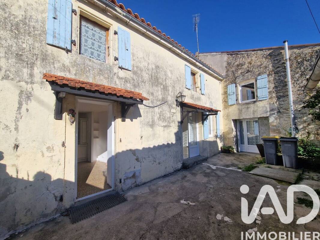 Photo 1 - Maison à ARDILLIERES