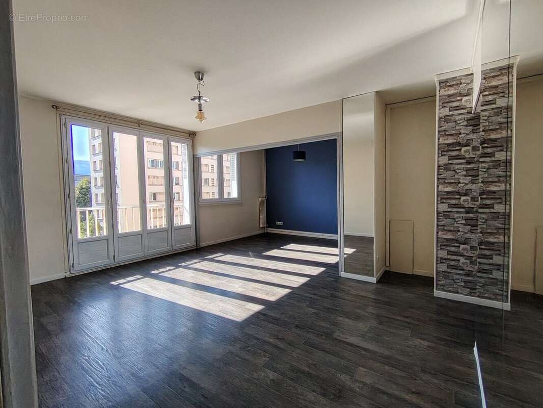 Appartement 64 m² à Grenoble  - photo 3