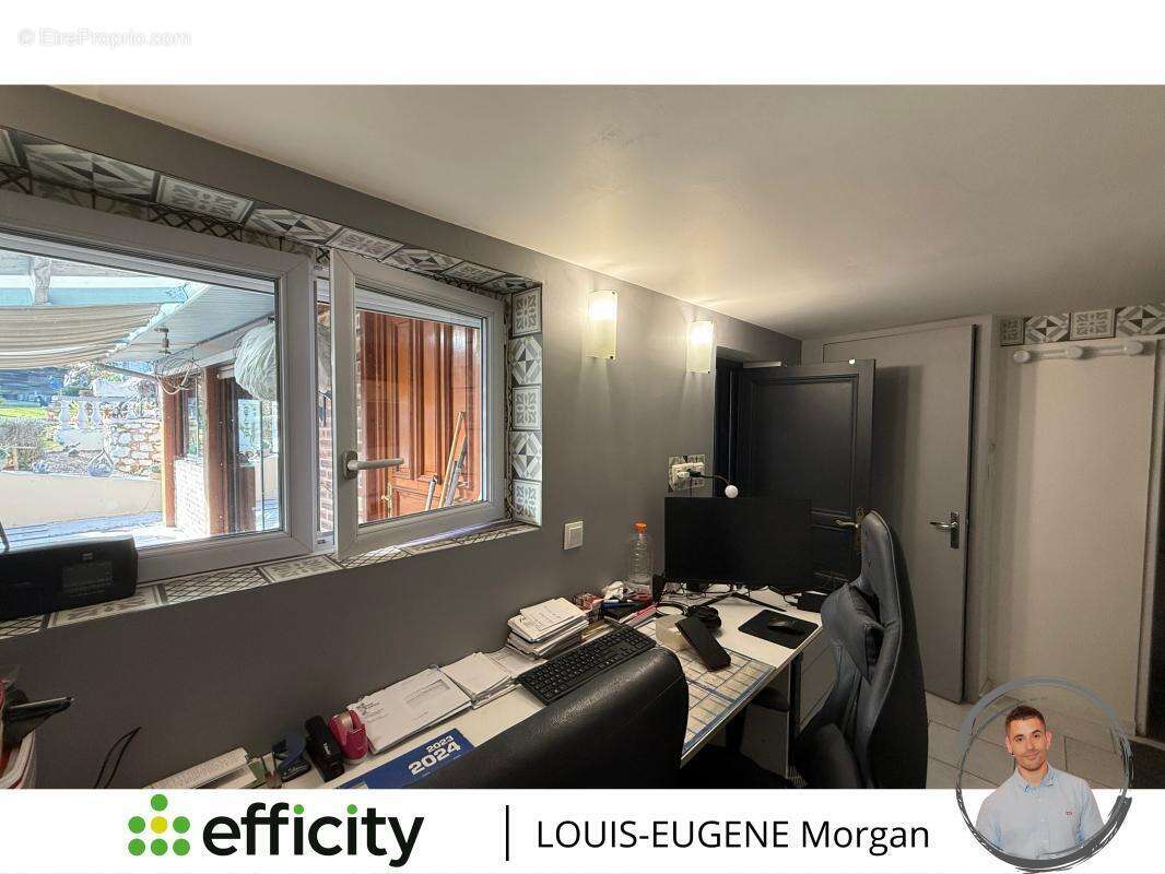 Maison à AVAILLES-LIMOUZINE