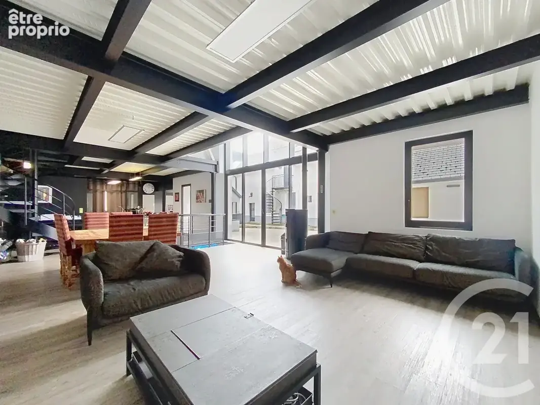 Maison 10 pièces 325 m² à vendre à Chartres (28000) - photo 3