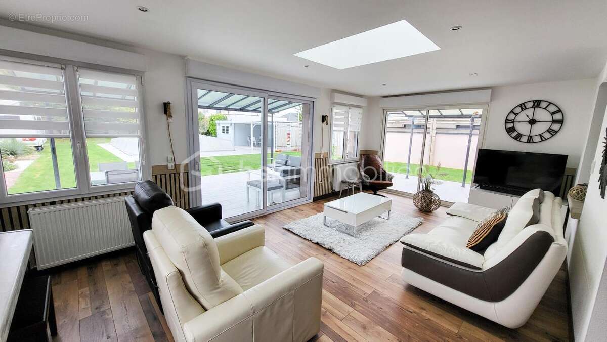 Maison à ISLES-SUR-SUIPPE