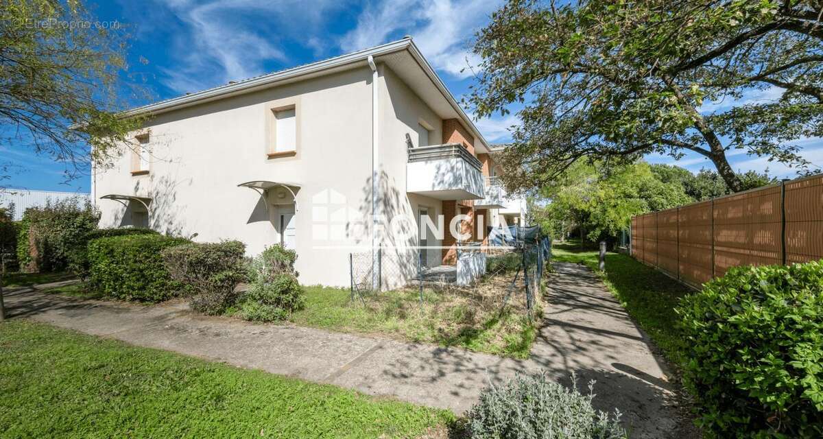 Appartement à ROQUES