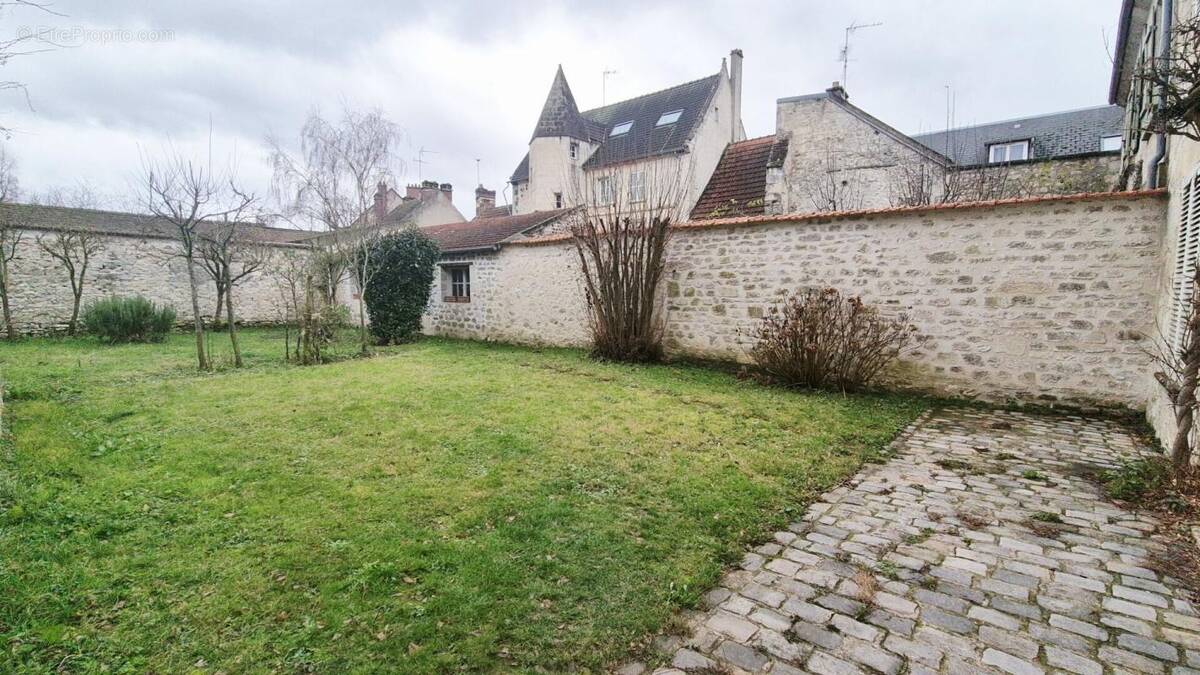 Maison à CREPY-EN-VALOIS