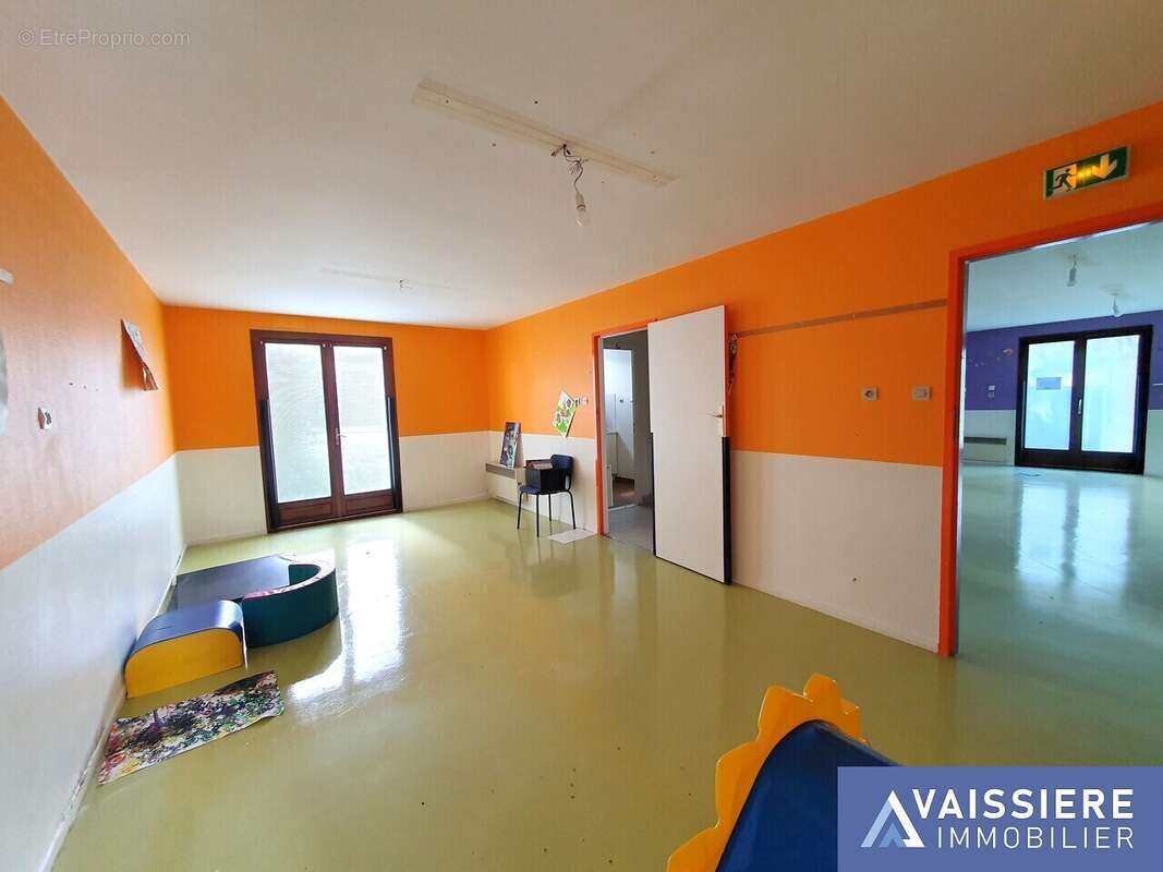 Maison à VOISINS-LE-BRETONNEUX