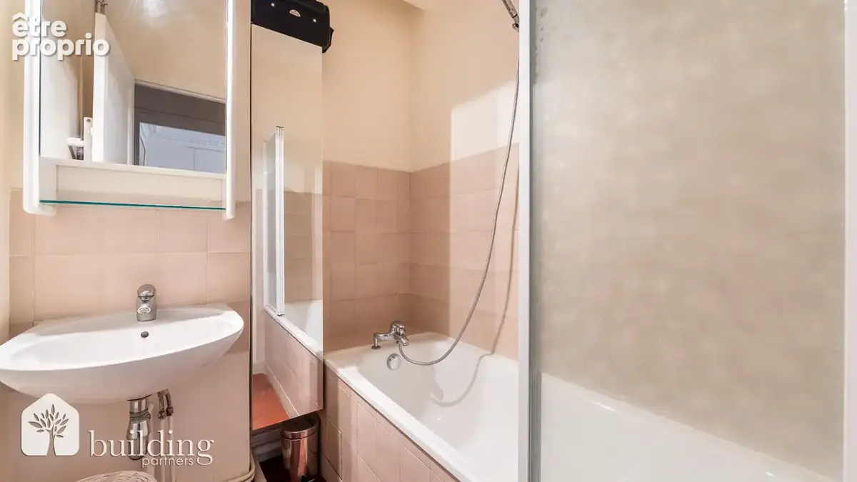 Grandes Carrières Paris 18ème - Appartement 2 pièces 38,08 m² - photo 8