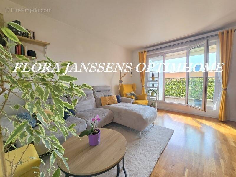 Appartement à COLOMBES