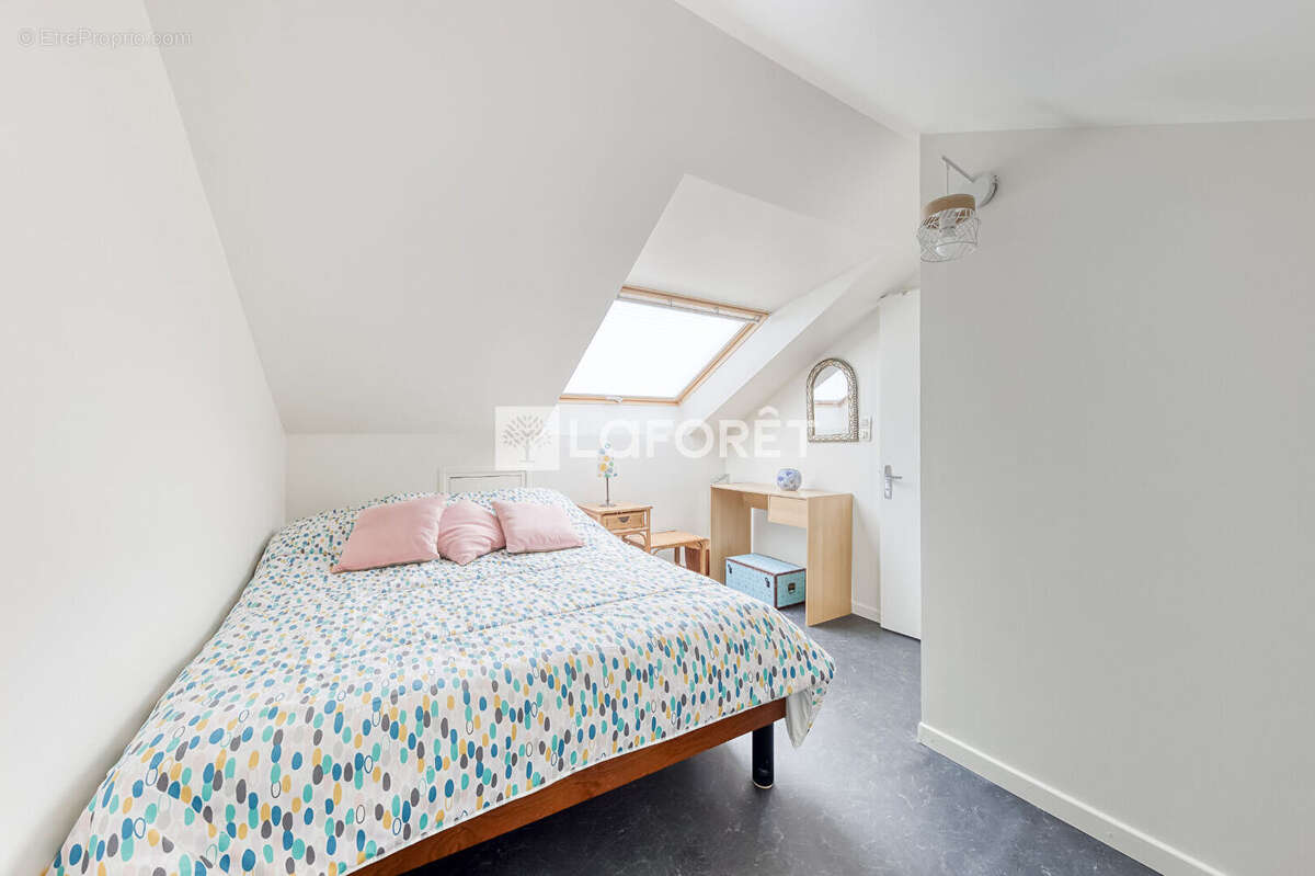 Appartement à EMERAINVILLE