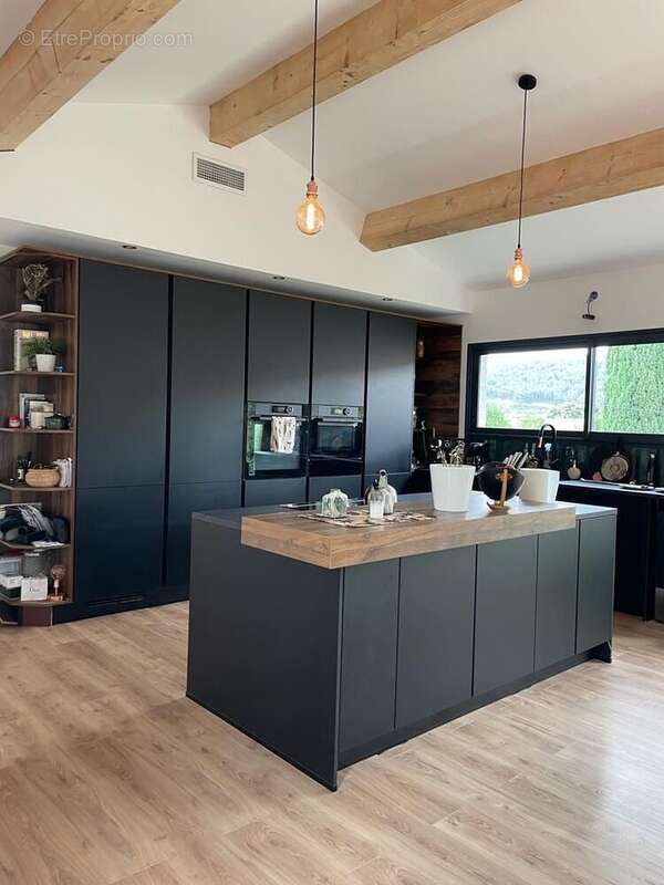 Maison 140 m² à La Cadiere-D'azur  - photo 13