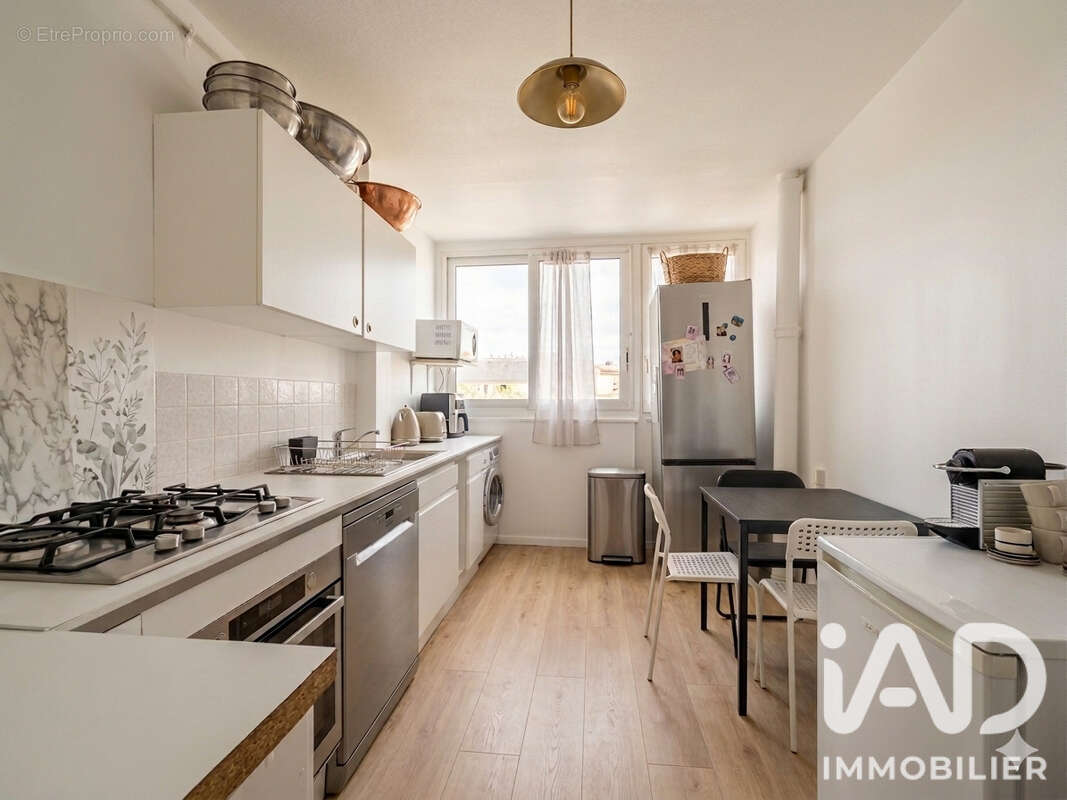 Photo 3 - Appartement à VIRY-CHATILLON