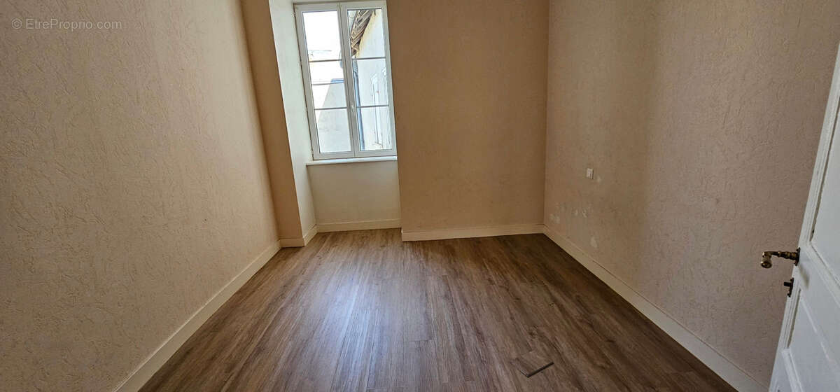 Bâtisse de charme avec 2 logements indépendants - photo 21