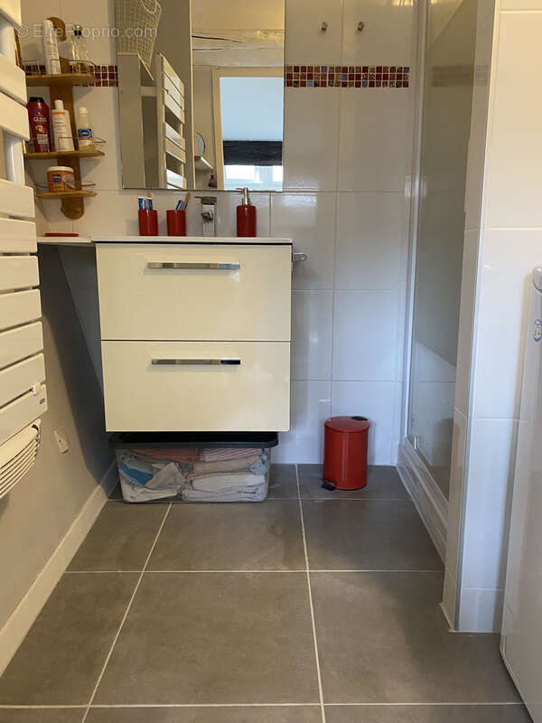 Appartement à MEZE