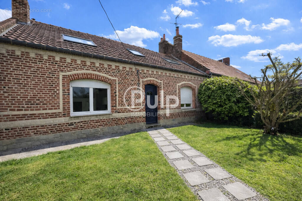 Maison à BREBIERES
