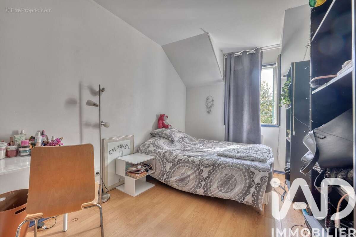 Photo 6 - Appartement à BAILLY-ROMAINVILLIERS