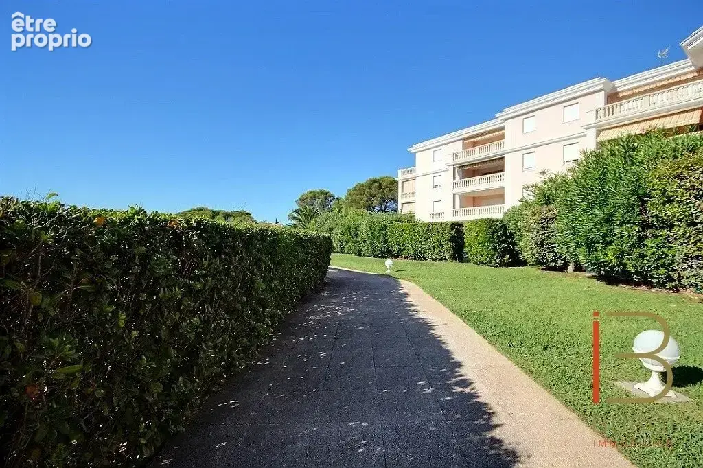 Saint-Raphaël plateau notre dame 2P avec terrasse - jardin, parkings, garage et cave. Piscine. Exclusivité - photo 13