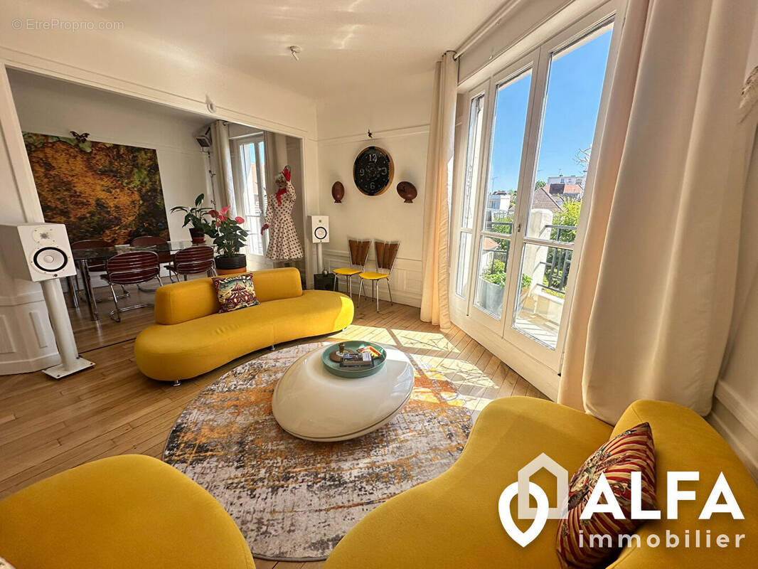 Appartement à ENGHIEN-LES-BAINS