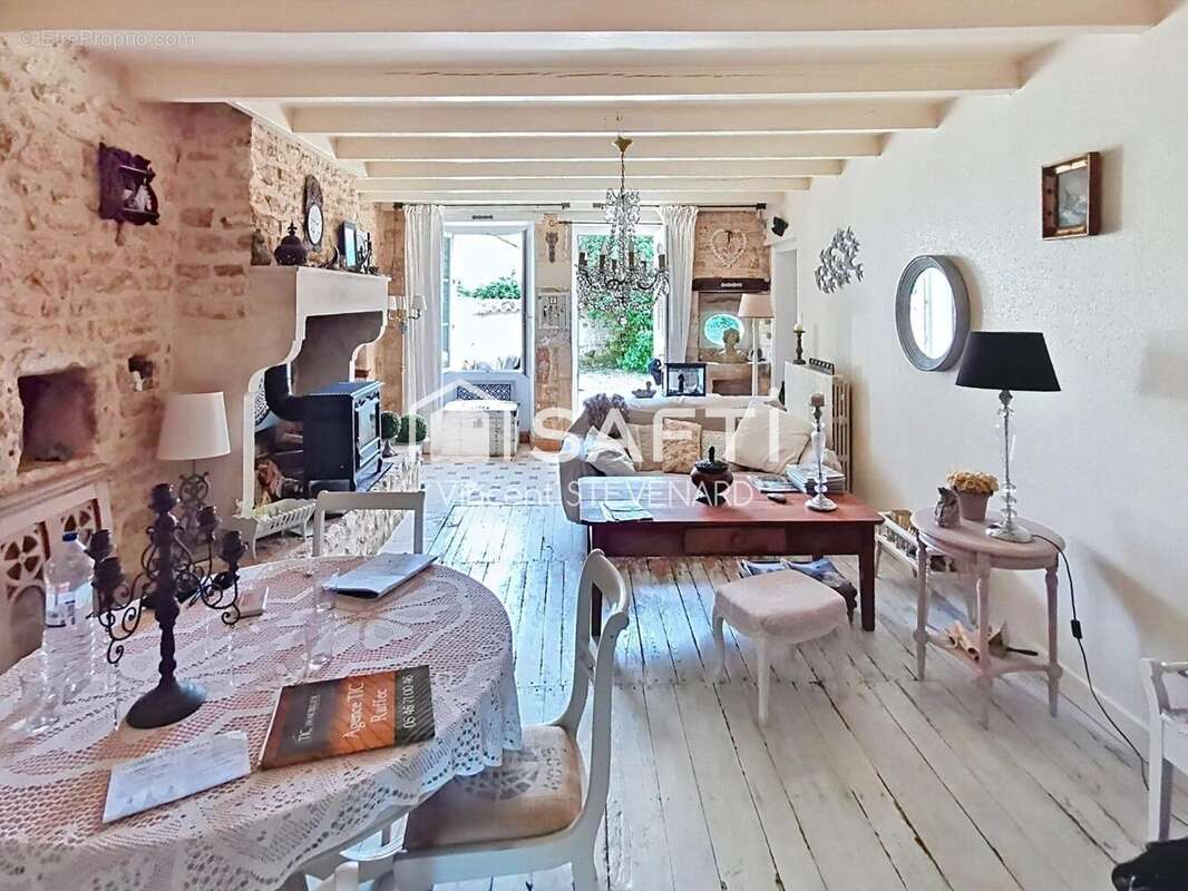 Maison 228 m² à Montjean  - photo 4