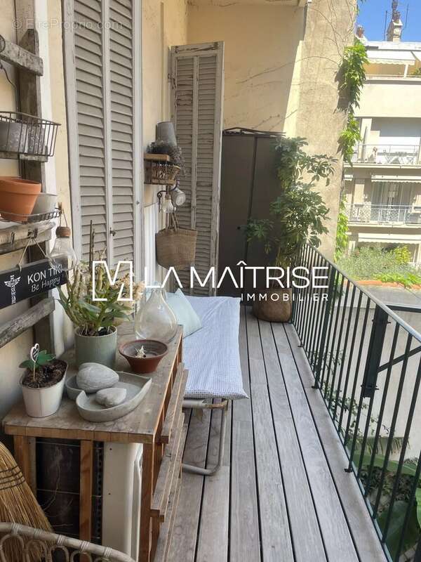 Appartement 70 m² à Marseille-6e  - photo 7