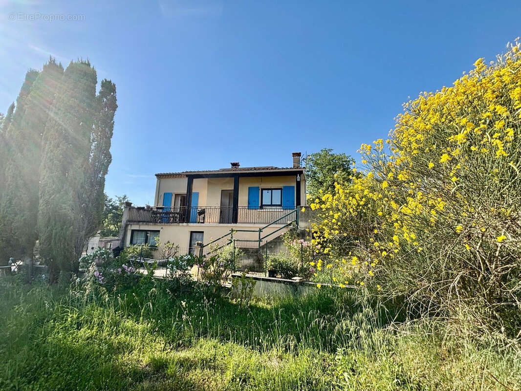 Maison à GRIGNAN