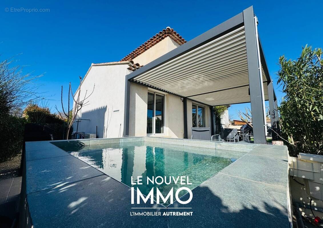 Maison à PELISSANNE