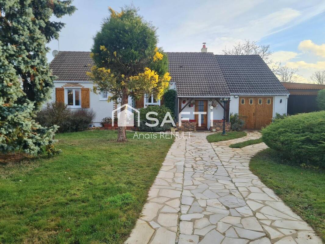 Photo 1 - Maison à LA MADELEINE-DE-NONANCOURT